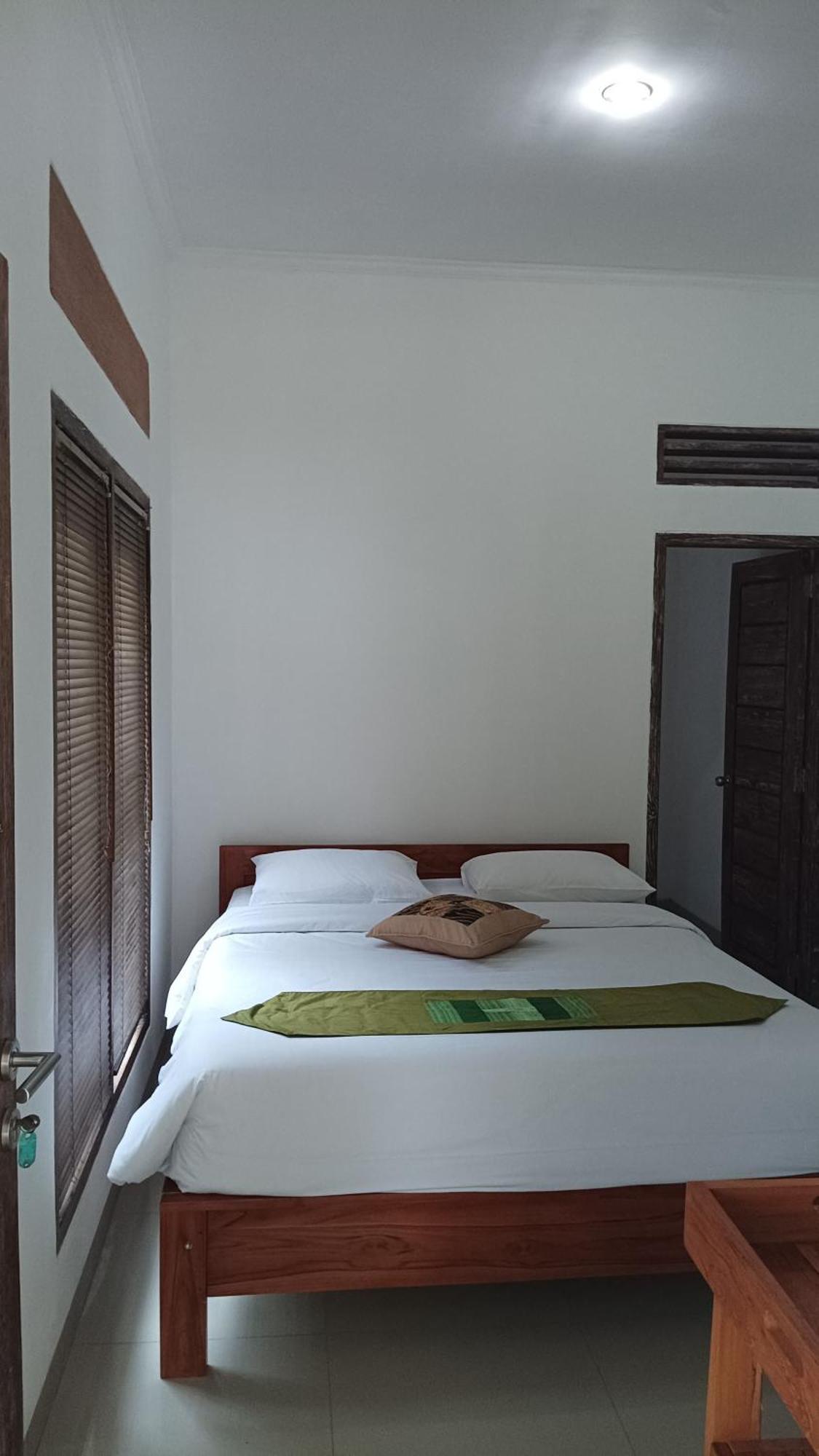 Araminth Guest House And Spa Ловина Экстерьер фото